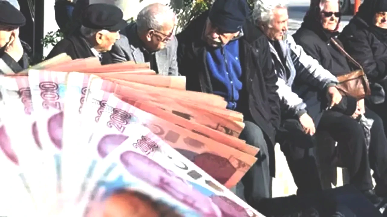 3 İl Emekliye Ayrıldı! Türkiye’de En Fazla Emeklinin Yaşadığı Şehirler Açıklandı 3