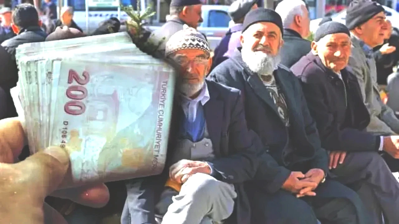 3 İl Emekliye Ayrıldı! Türkiye’de En Fazla Emeklinin Yaşadığı Şehirler Açıklandı 6